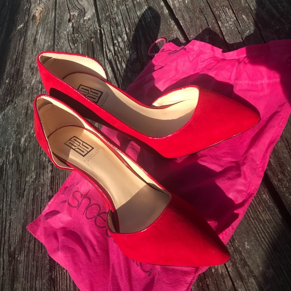 ShoeDazzle Shoes - Perfect forming Heels